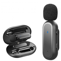 Микрофон беспроводной петличный K60 Lightning приемник + микрофон + зарядный кейс (Black)